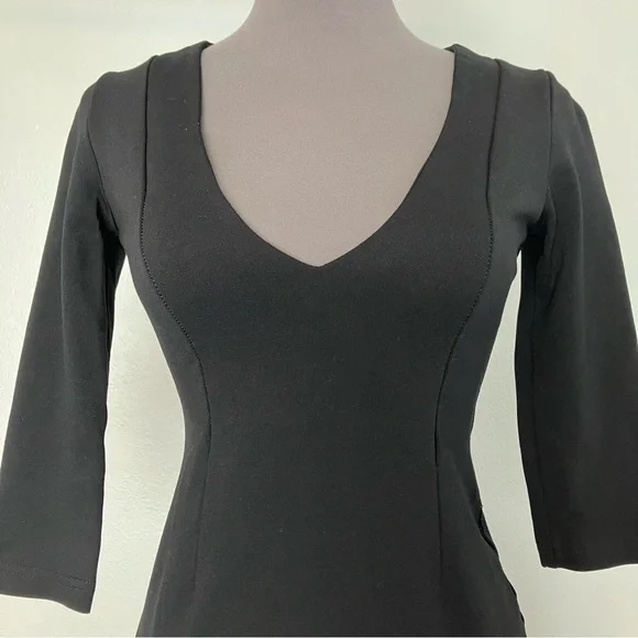 SOLD Retrolicious Black Stretch Knit Sleeved V Neck Midi Pencil Dress Small - Picture 2 of 9